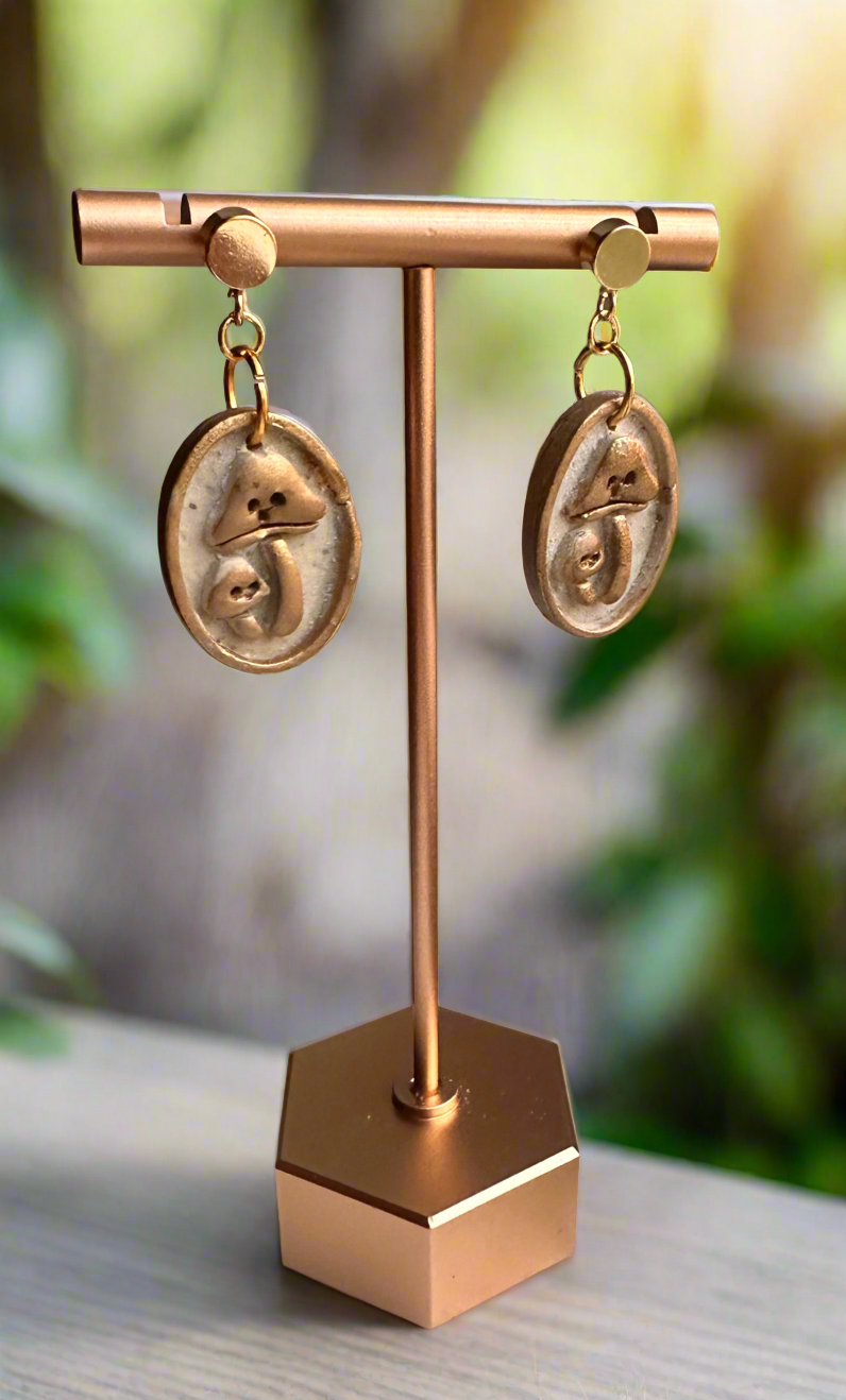 Shroom Pendant Earring