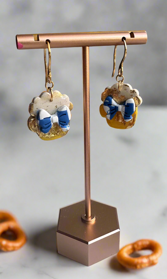 Beers & bows Earring